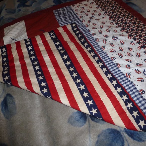 Holiday Special -HANDMADE Patriotic Reversible Baby Blanket Sz 43"x 38" - Picture 8 of 8